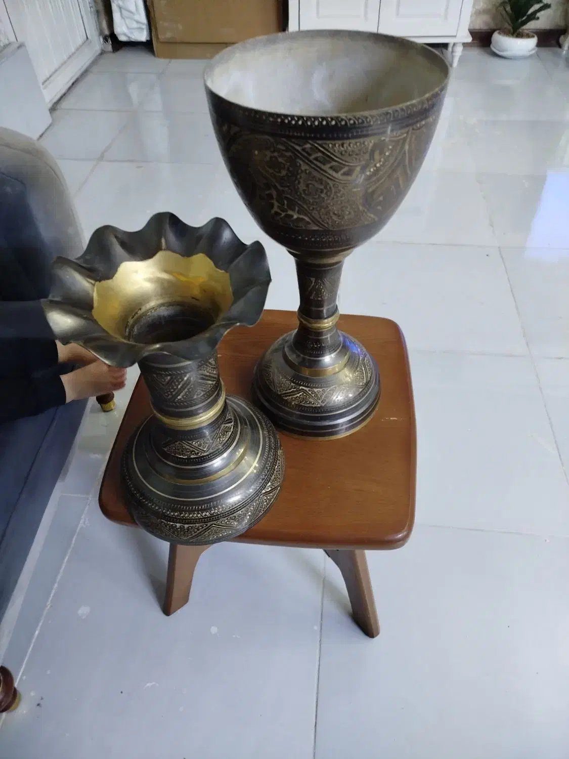 گلدان برنجی|صنایع دستی و سایر لوازم تزئینی|مشهد, شهید آوینی|دیوار