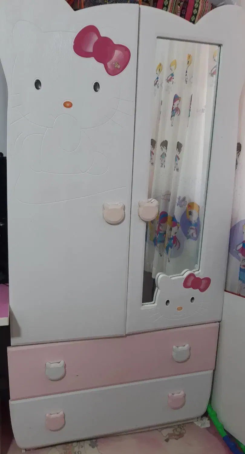 دوتا کمد ایستاده|جاکفشی، کمد، دراور|پاوه, |دیوار