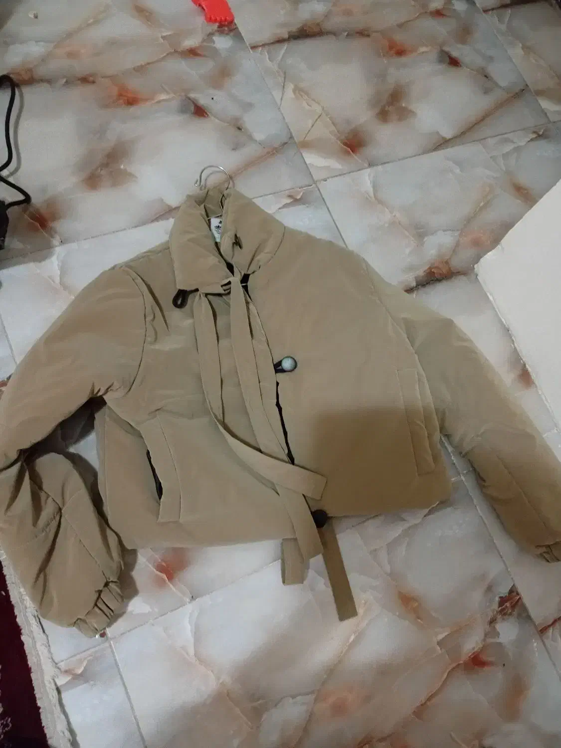 کافشن کوتاه.شلوارکرپ کرم رنگ.شلوارجین ابی.|لباس|ملارد, |دیوار