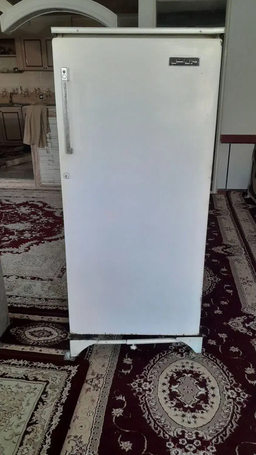 یخچال قدیمی سالم|یخچال و فریزر|نهاوند, |دیوار