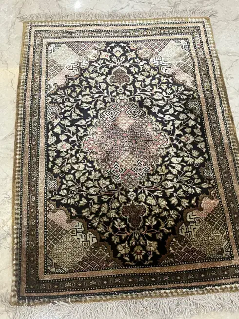 فرش ابریشم قم قدمت دار|فرش|تهران, اباذر|دیوار