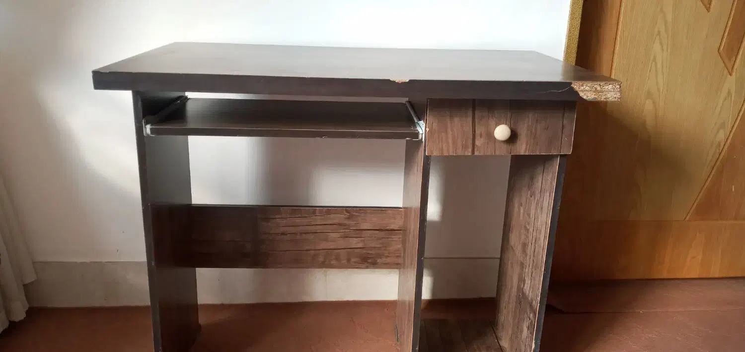 میز کامپیوتر|میز تحریر و کامپیوتر|نجف‌آباد, گلدشت|دیوار