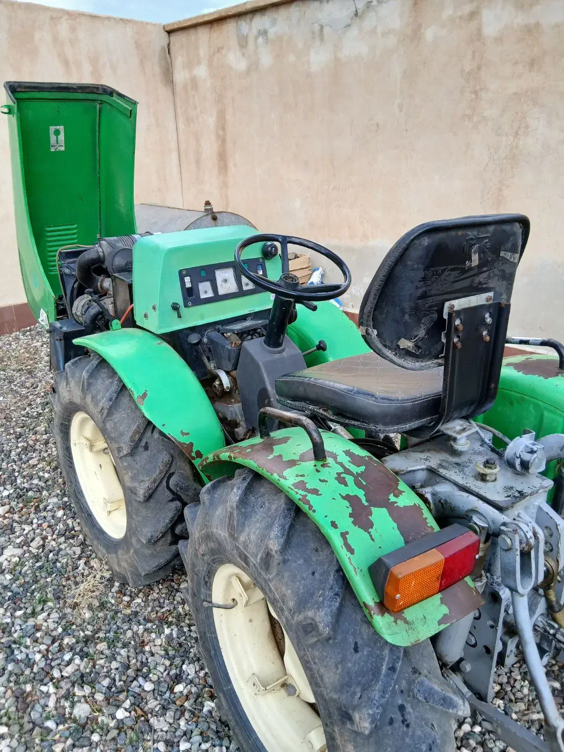 تراکتوردرحدصفر|خودرو سنگین|چترود, |دیوار