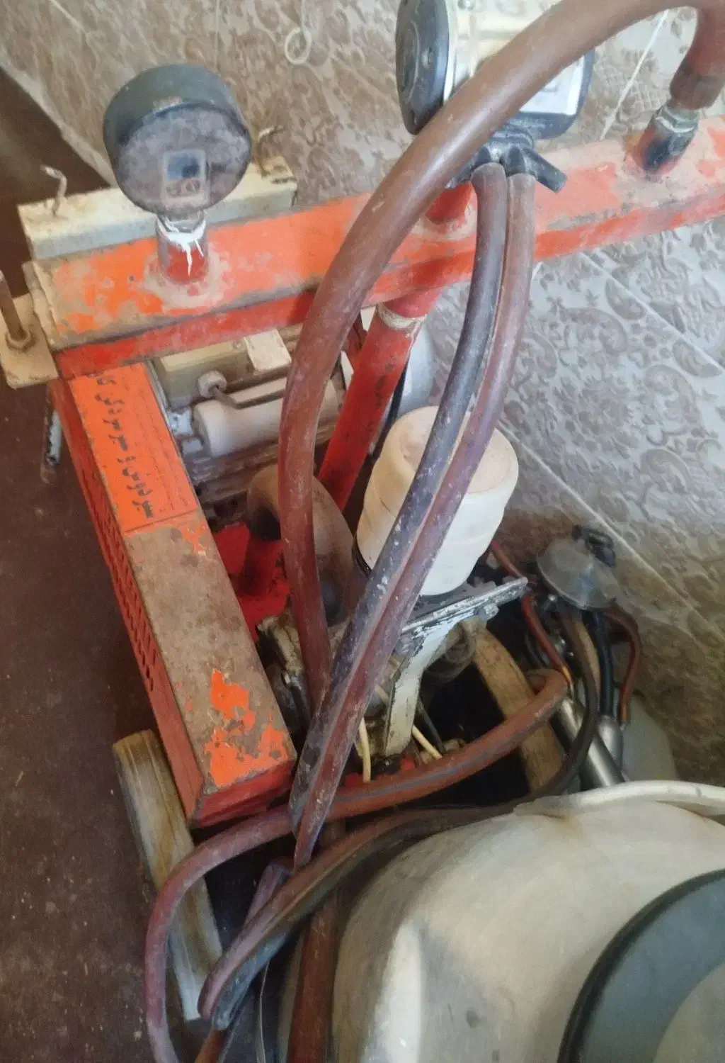 شیر دوش|لوازم جانبی حیوانات|سبزوار, قصبه شرقی|دیوار