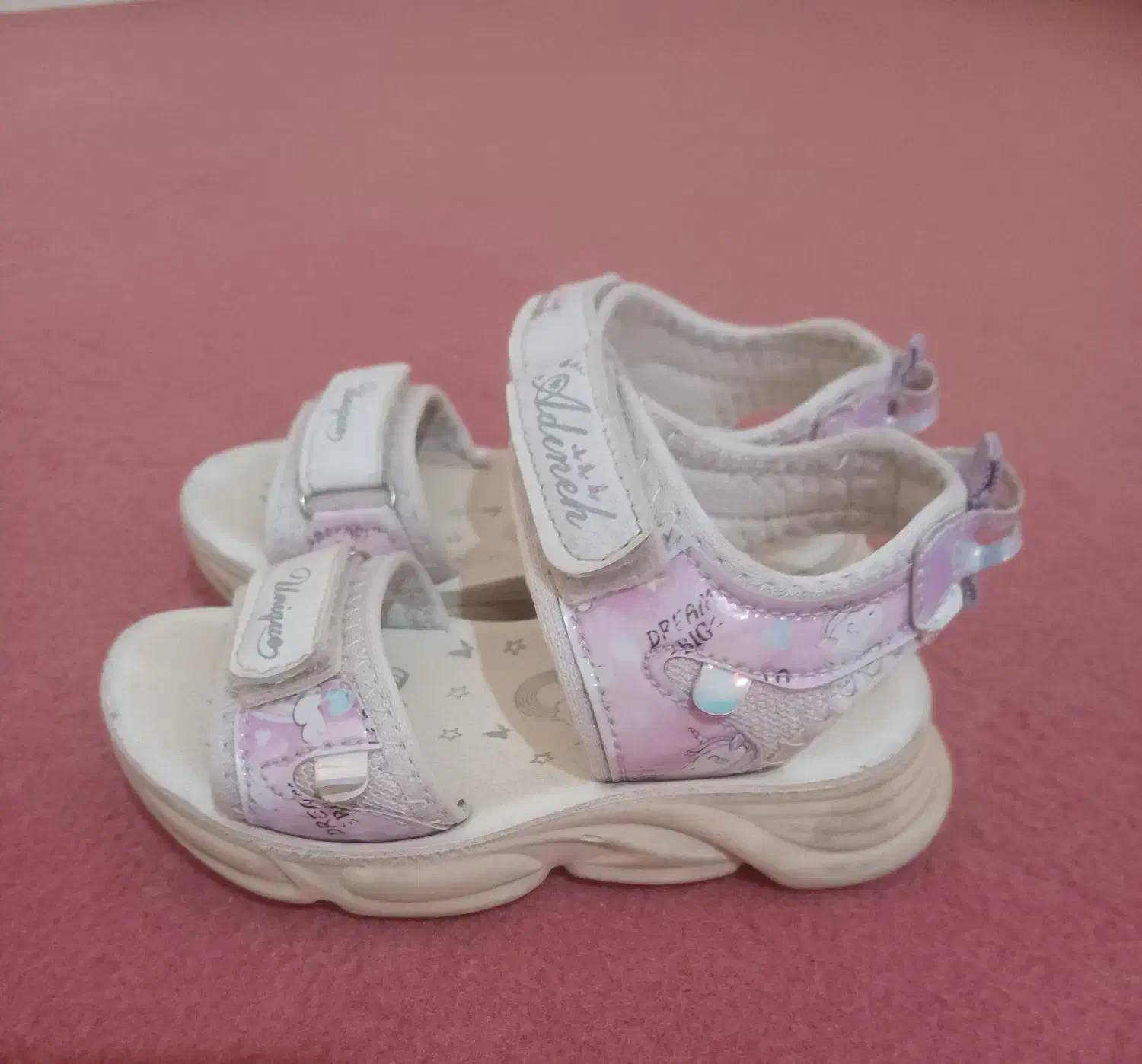 کفش بچگانه دخترانه|کفش و لباس بچه|بومهن, |دیوار