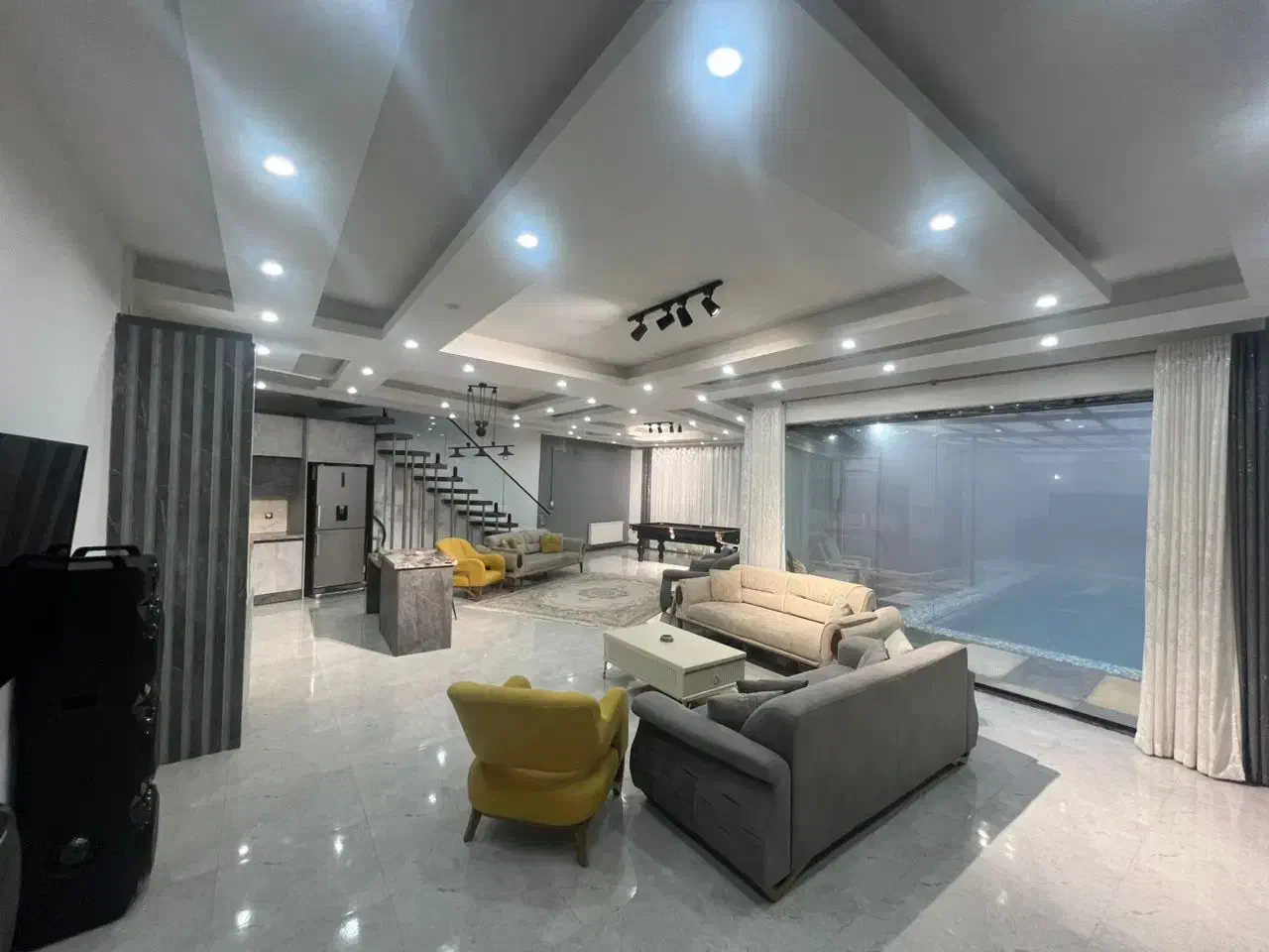 اجاره روزانه باغ ویلا استخر آبگرم ، سرپوشیده|اجارهٔ کوتاهمدت ویلا و باغ|کرج, برغان|دیوار