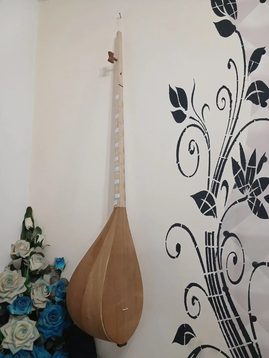 دوتار|سازهای سنتی|خواف, |دیوار