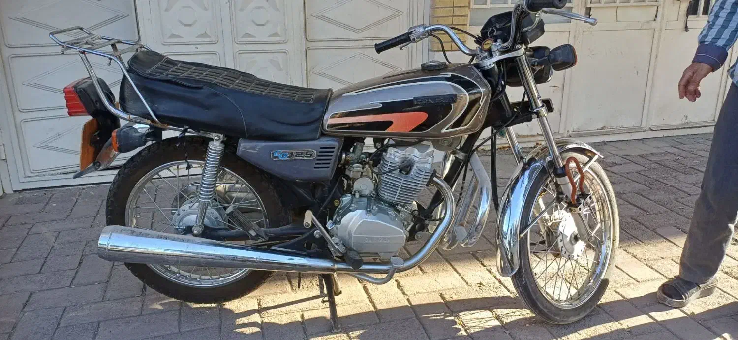 فروش موتور هوندا ۱۲۵|موتورسیکلت|سیرجان, |دیوار