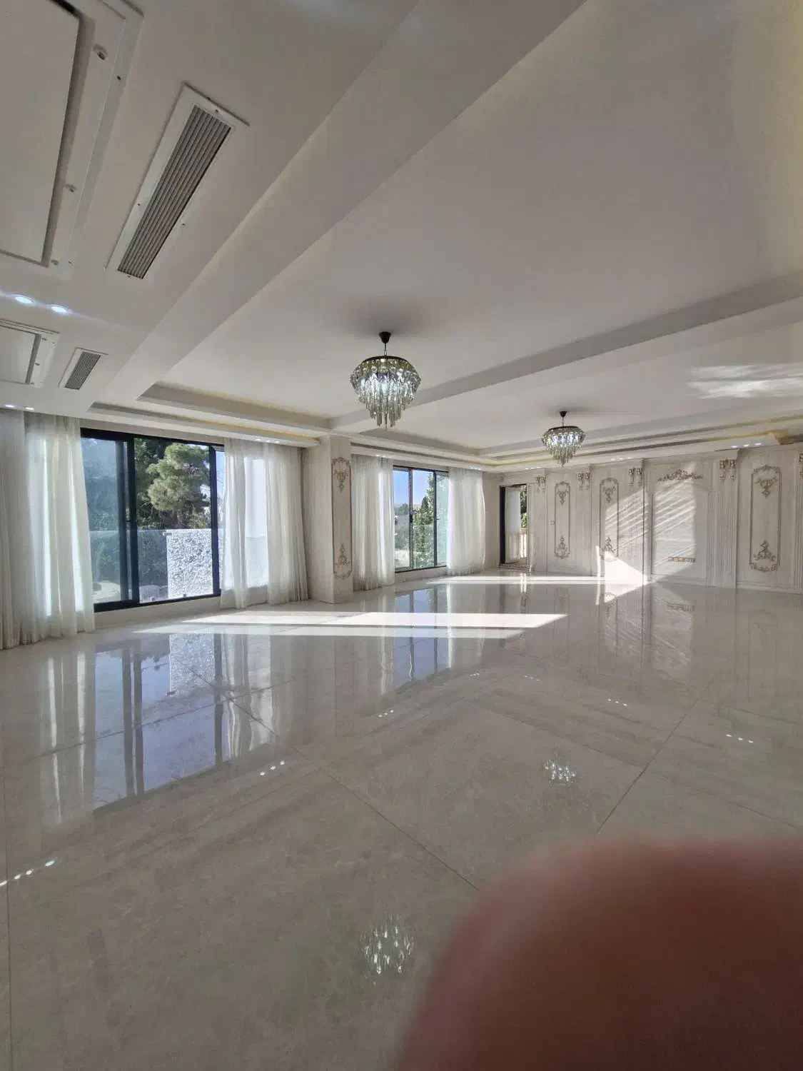 ارم 200متر 3خواب (نوساز)|اجارهٔ آپارتمان|شیراز, چنچنه|دیوار