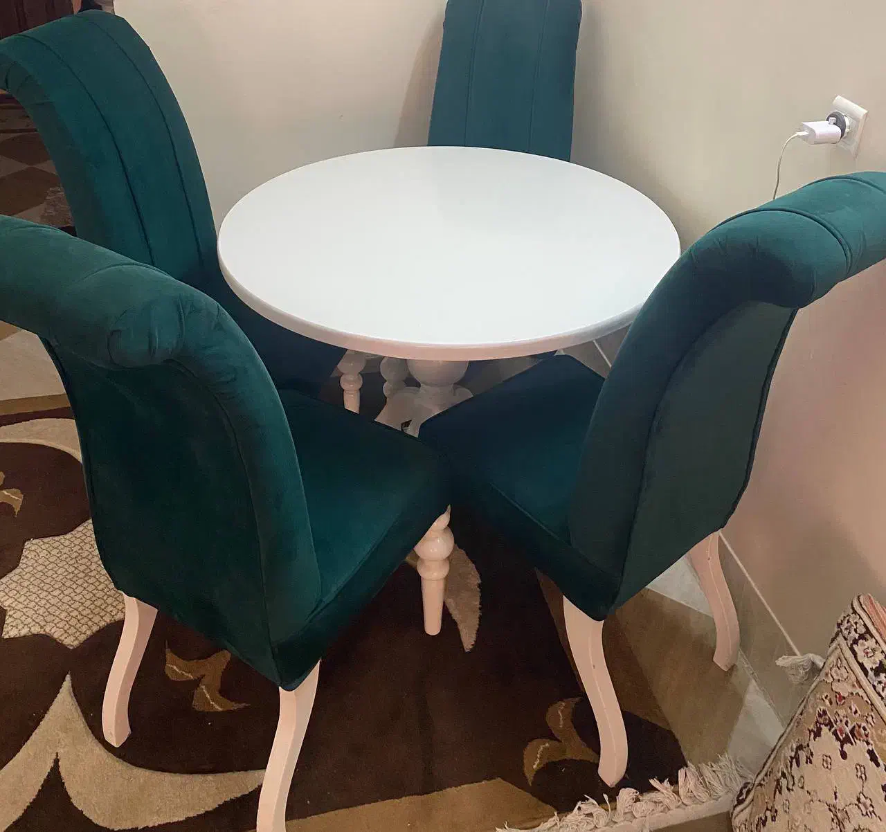 وسایل اشپزخانه|میز و صندلی غذاخوری|کاشمر, |دیوار