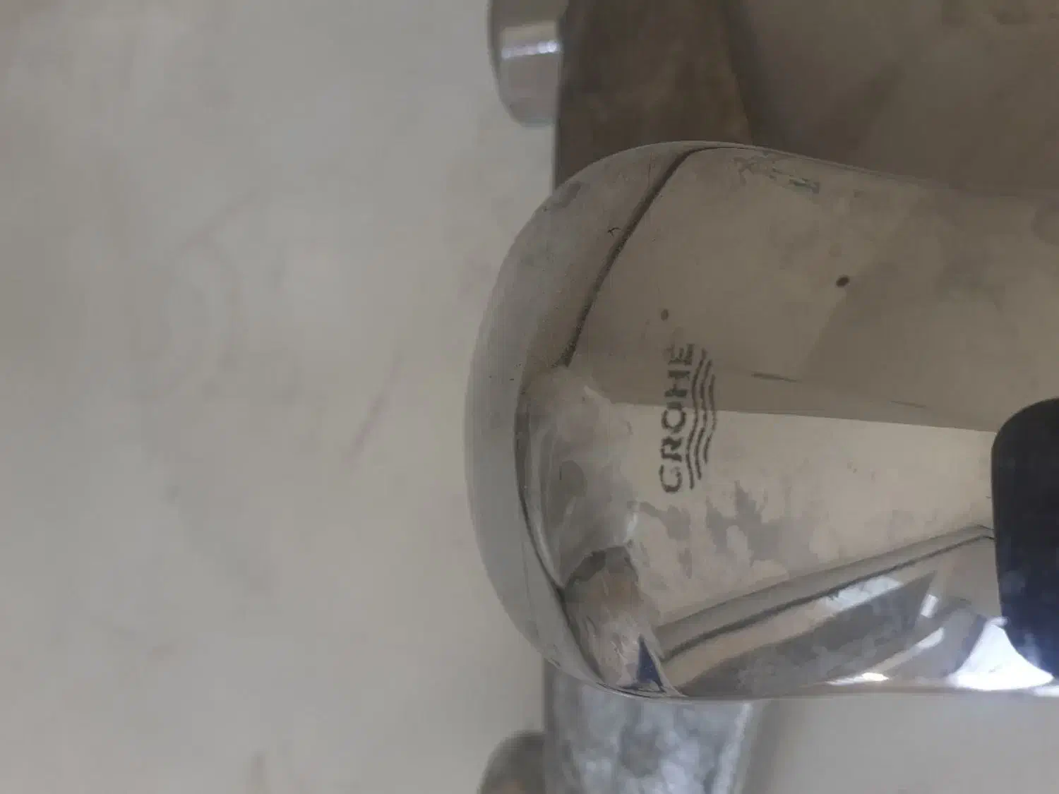 شیر دوش حمام به همراه علم دوش|لوازم سرویس بهداشتی|اصفهان, باتون|دیوار