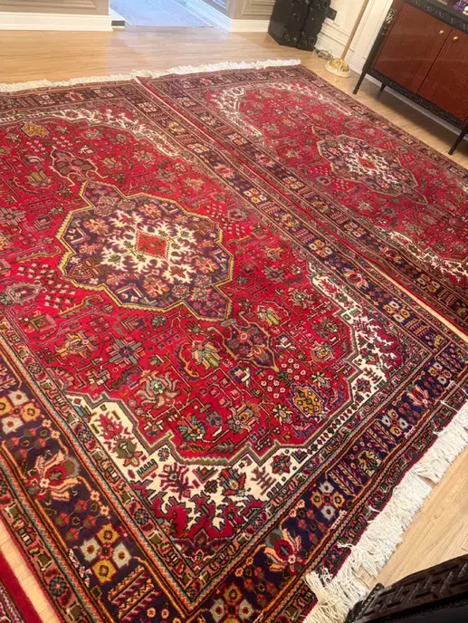 جفت ۶ متری لاکی|فرش|تهران, آبشار تهران (دریاچه)|دیوار