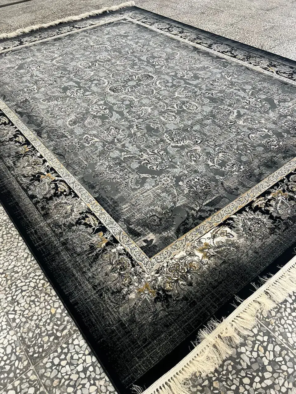 فرش کلاسیک|فرش|گرگان, |دیوار