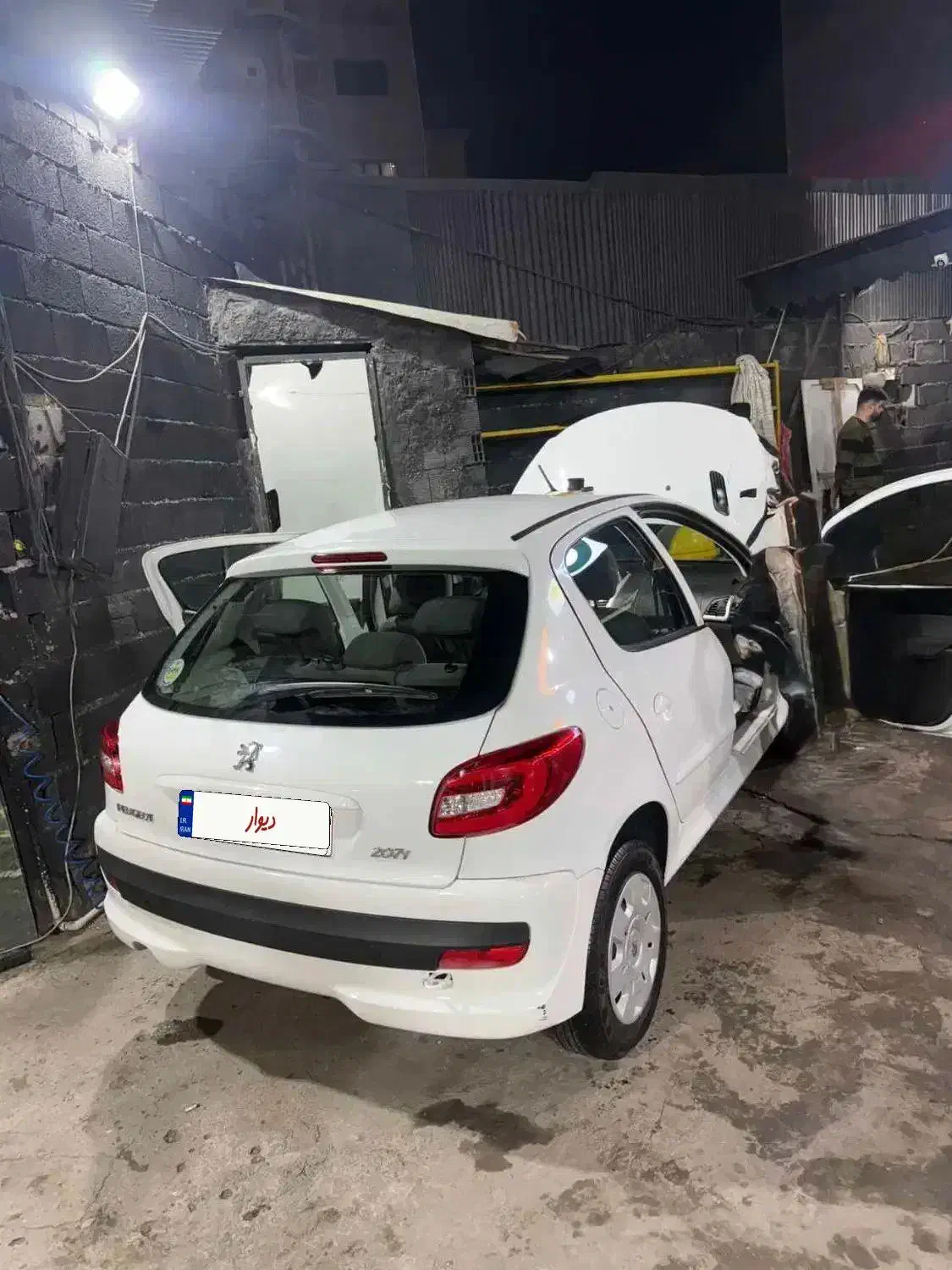 207 دنده سقف فلز 1402|خودرو سواری و وانت|رشت, دیلمان|دیوار