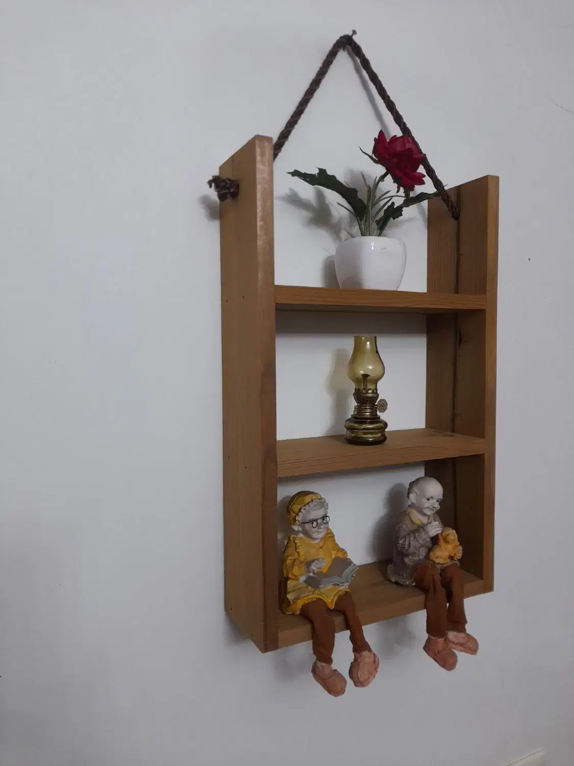 شلف دیواری اسال رایگان|کتابخانه، شلف، قفسههای دیواری|تهران, استقلال|دیوار
