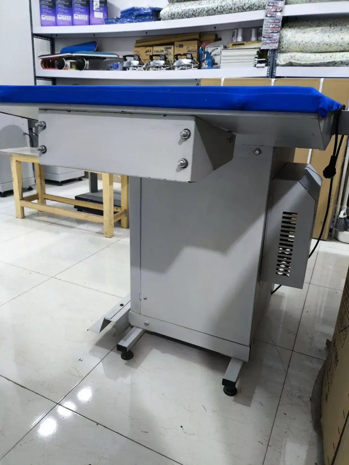 میز مکش ترکیه ای کنمارک KENMARK در حد آکبند|اتو و لوازم اتو|کرج, حسین‌آباد|دیوار