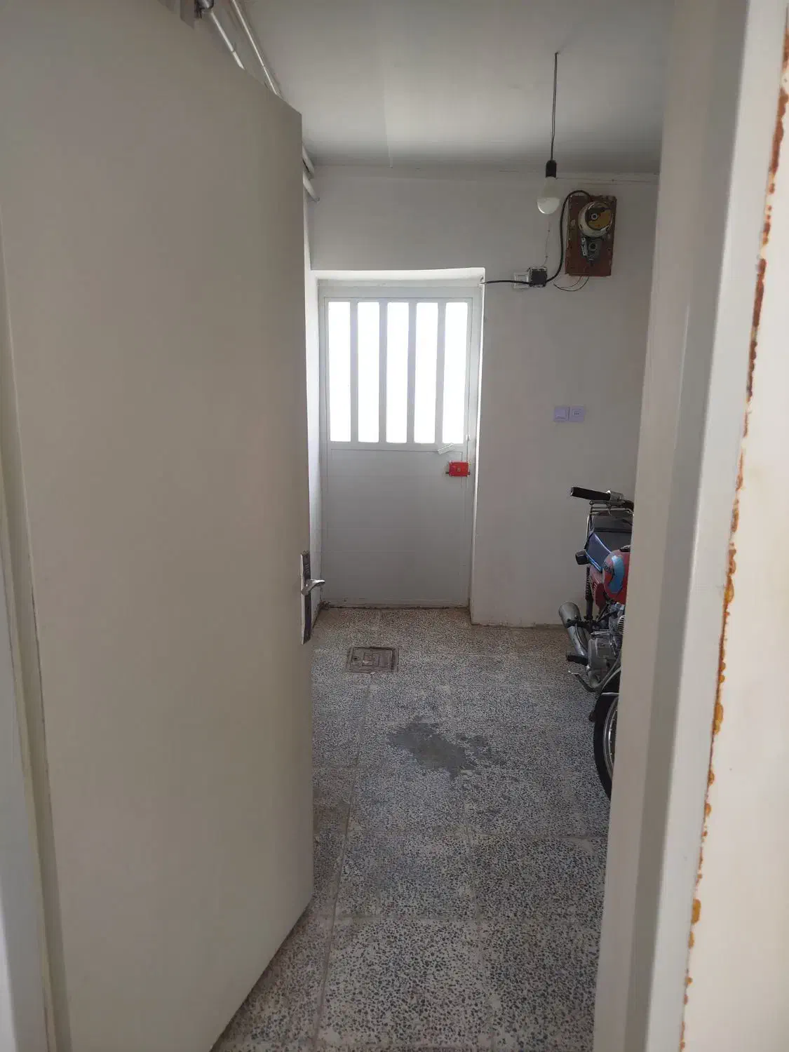 ساختمان ۲۱۵متری واقع در کوهانی|فروش خانه و ویلا|نهاوند, |دیوار