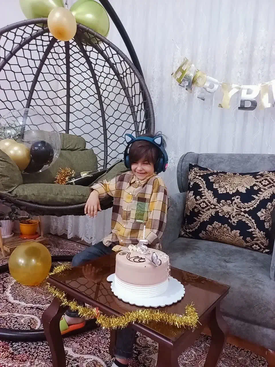 تاب ریلکسی|صندلی و نیمکت|سبزوار, امیر کبیر|دیوار