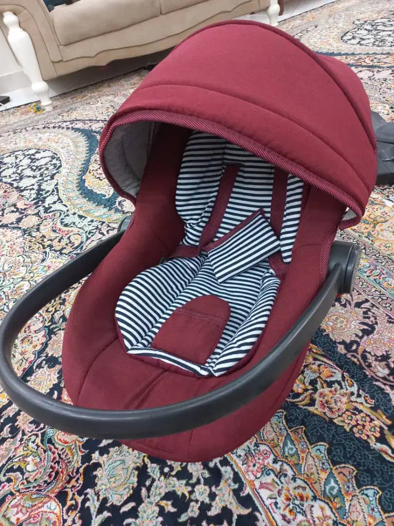 کالسکه رنگ بنفش روروک و کریر|کالسکه و لوازم جانبی|قدس, شهر‌قدس|دیوار