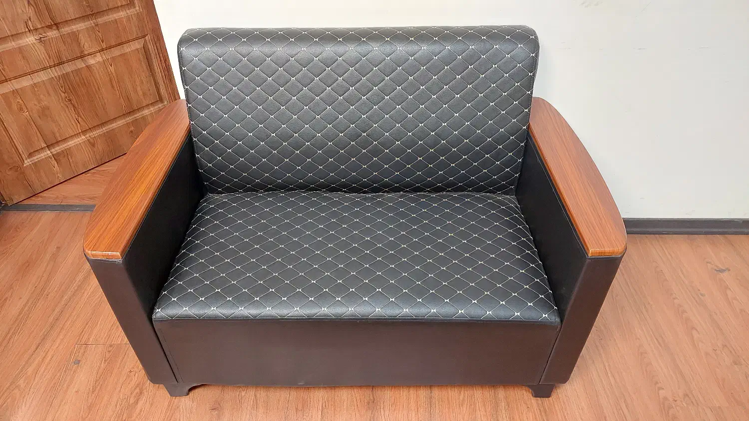 مبل اداری دو نفره|مبلمان اداری|تهران, فلسطین (میدان انقلاب)|دیوار