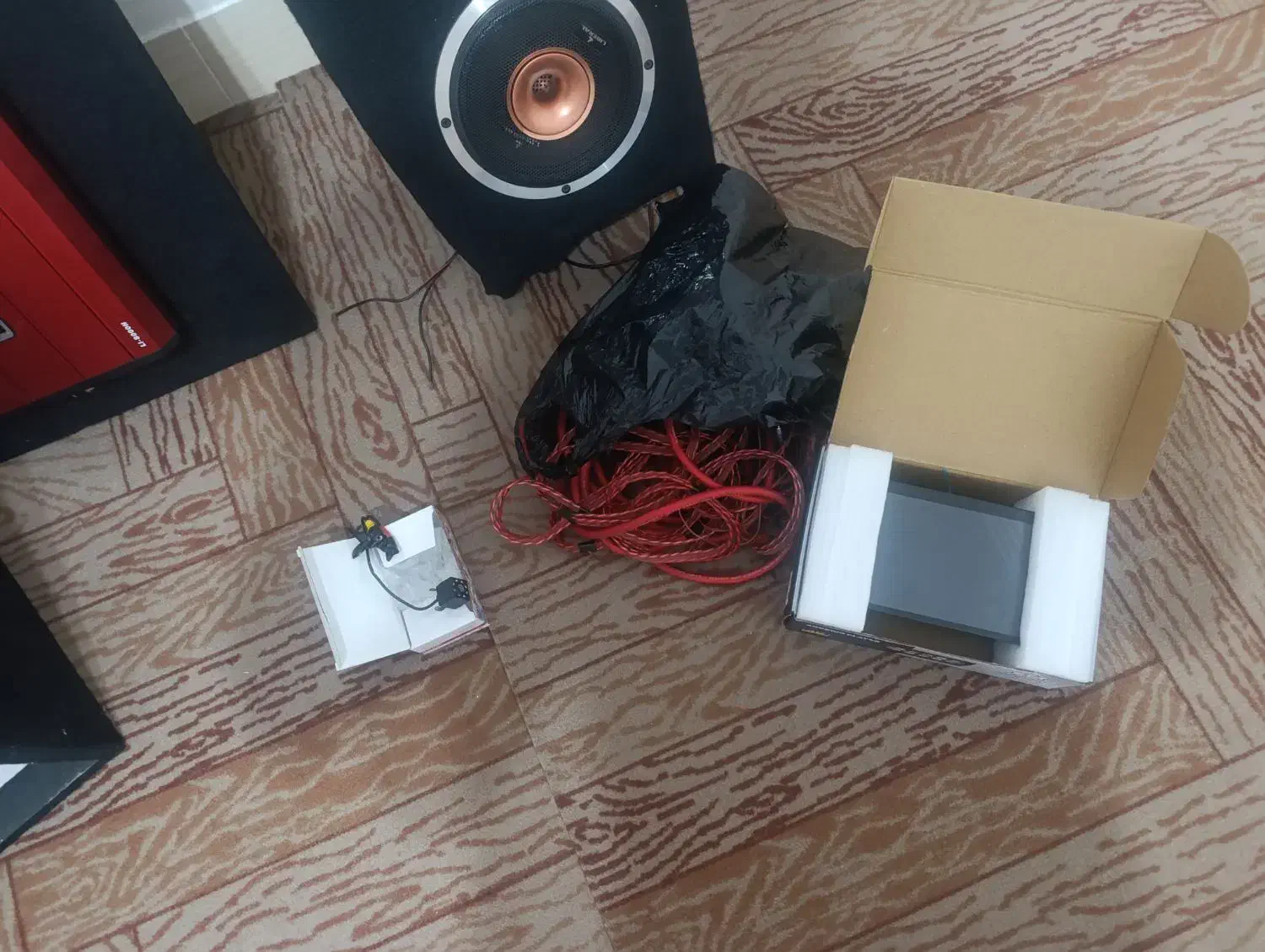 سیستم ماشین در حد نو|قطعات یدکی و لوازم جانبی|لنجان, |دیوار