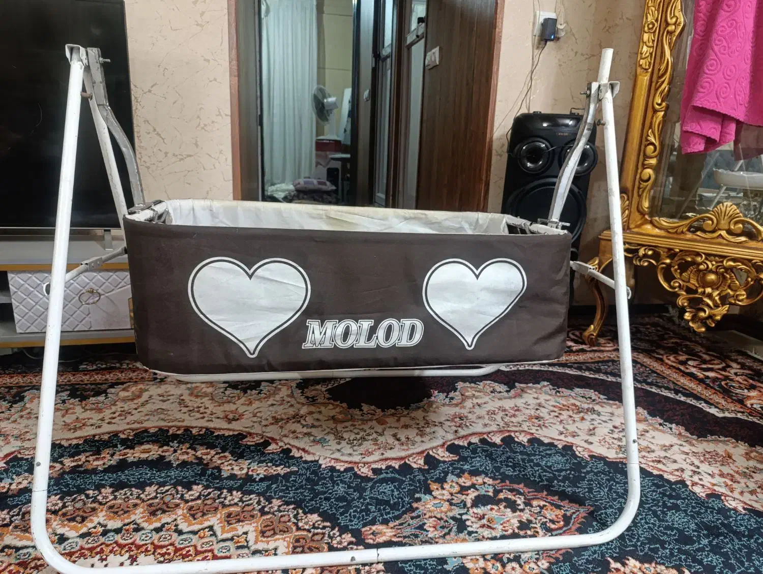 گهواره نوزاد|تخت و صندلی بچه|مشهد, فاطمیه|دیوار