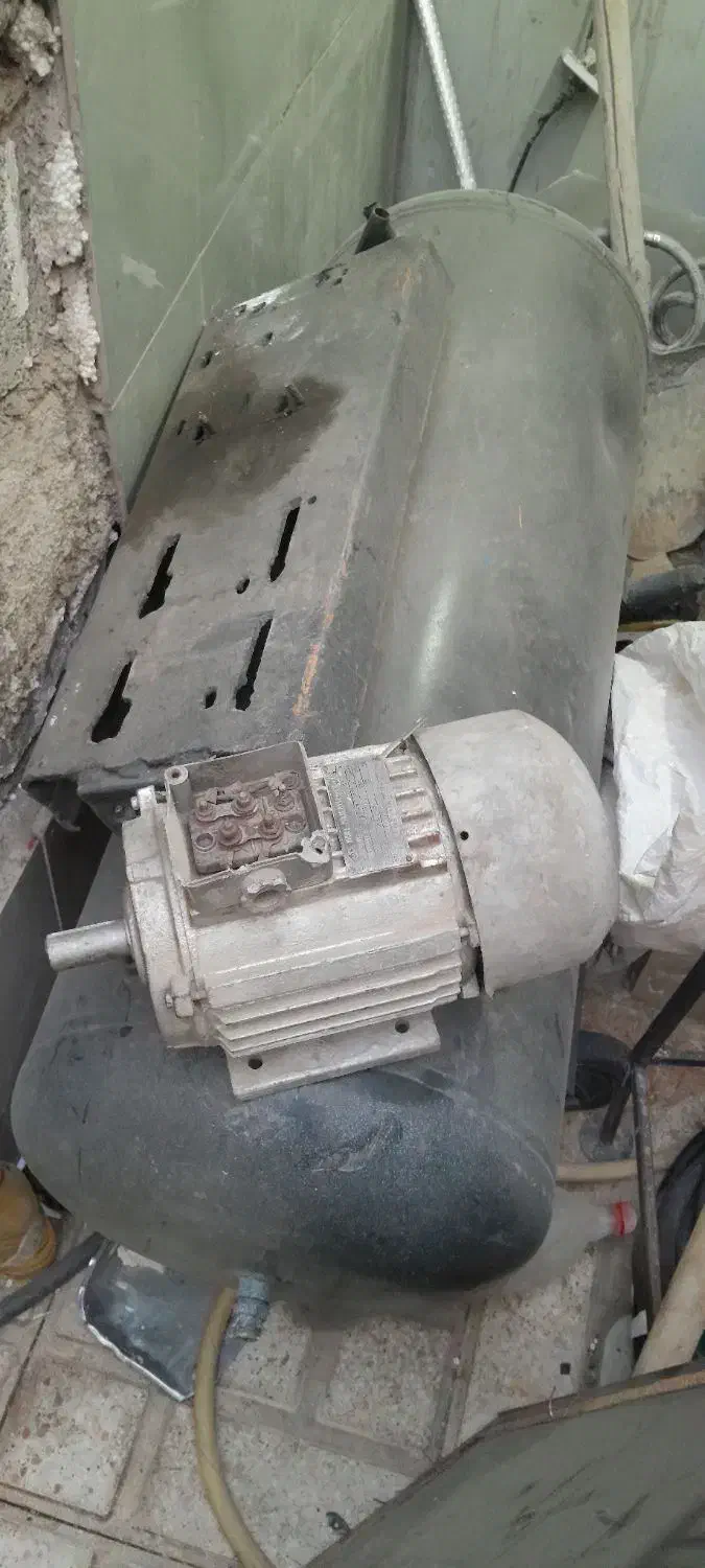 کمپروسور . پمپ باد|ابزارآلات|نظرآباد, رسالت|دیوار