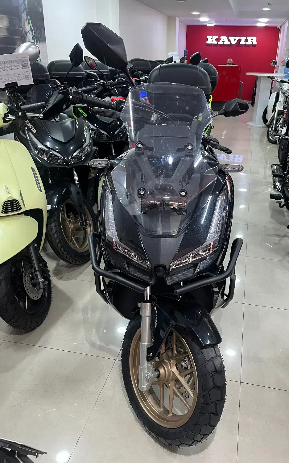 AGV|موتورسیکلت|تهران, استخر|دیوار