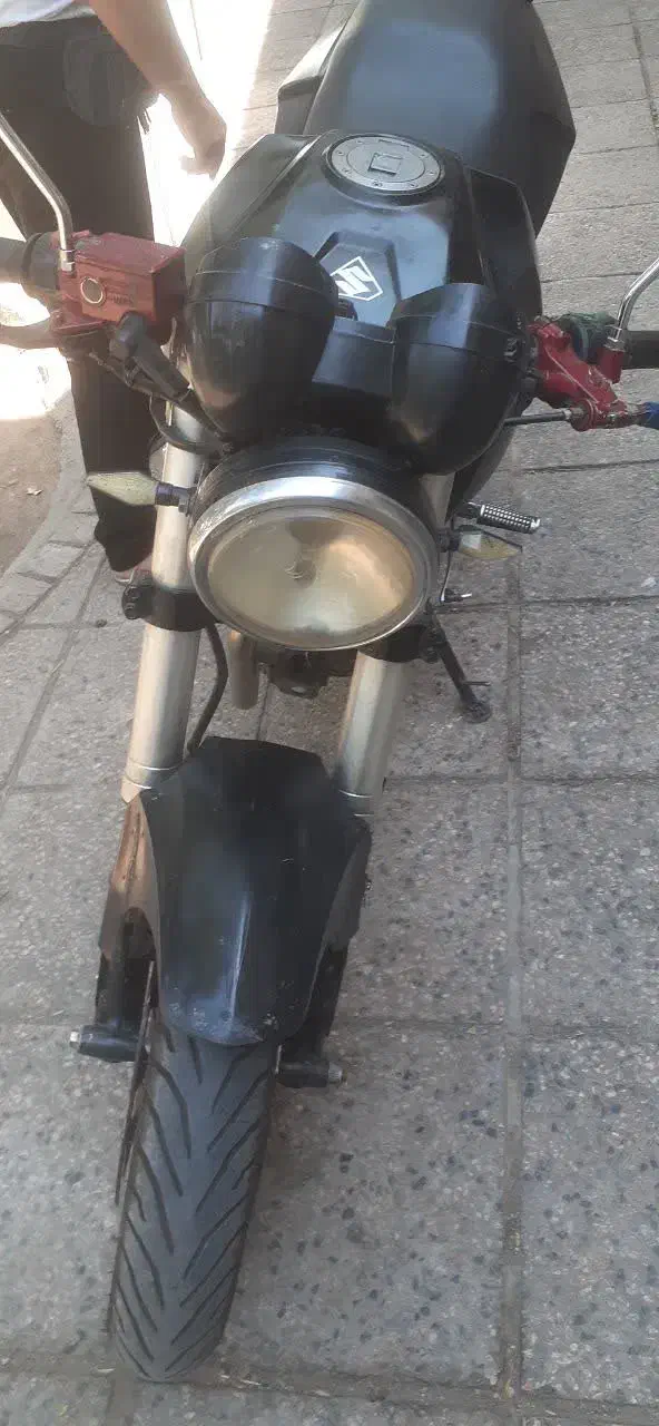 پیشرو ۲۰۰|موتورسیکلت|شیراز, بالا کفت|دیوار