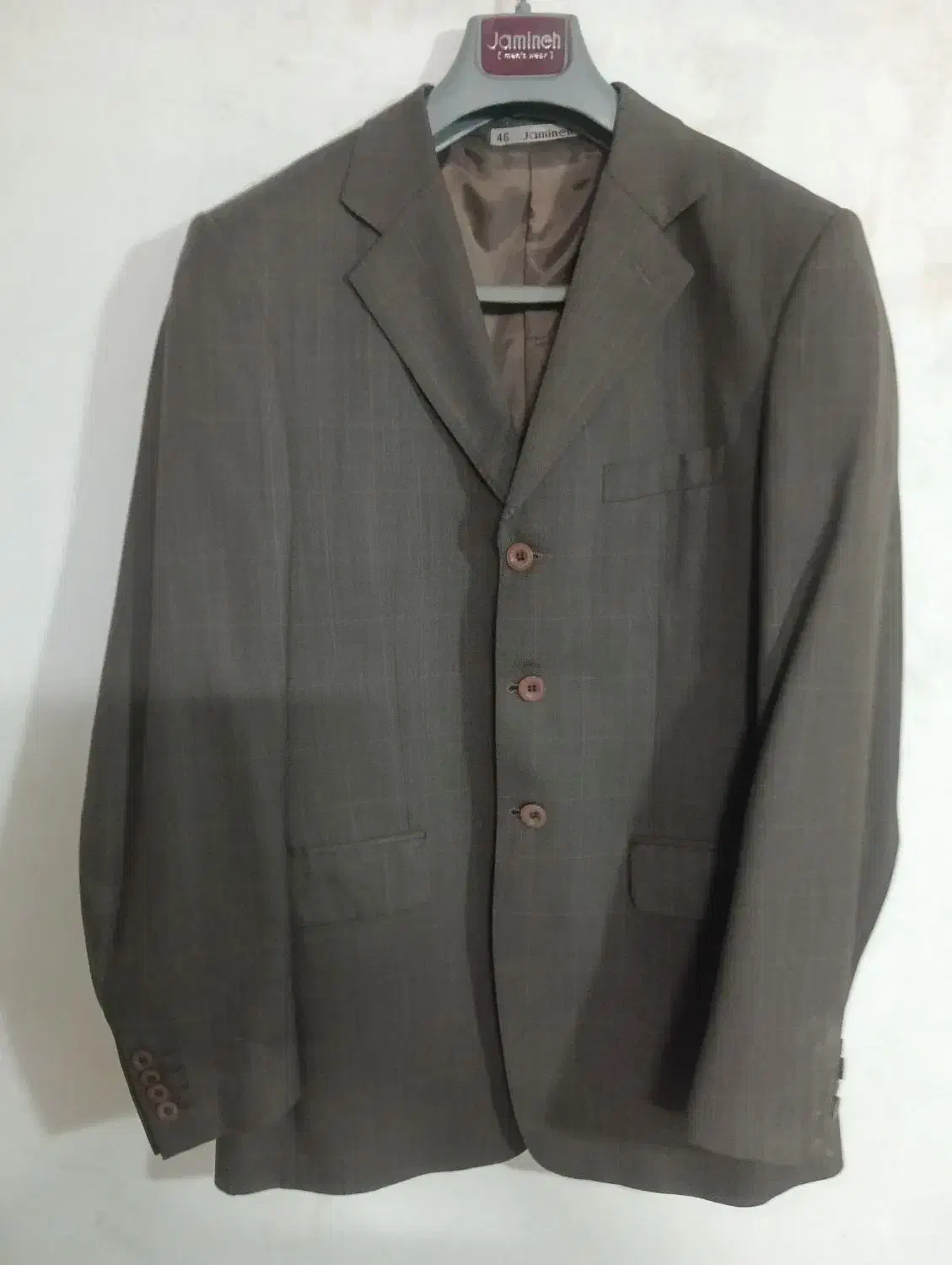 کت تک|لباس|مشکین‌دشت, |دیوار