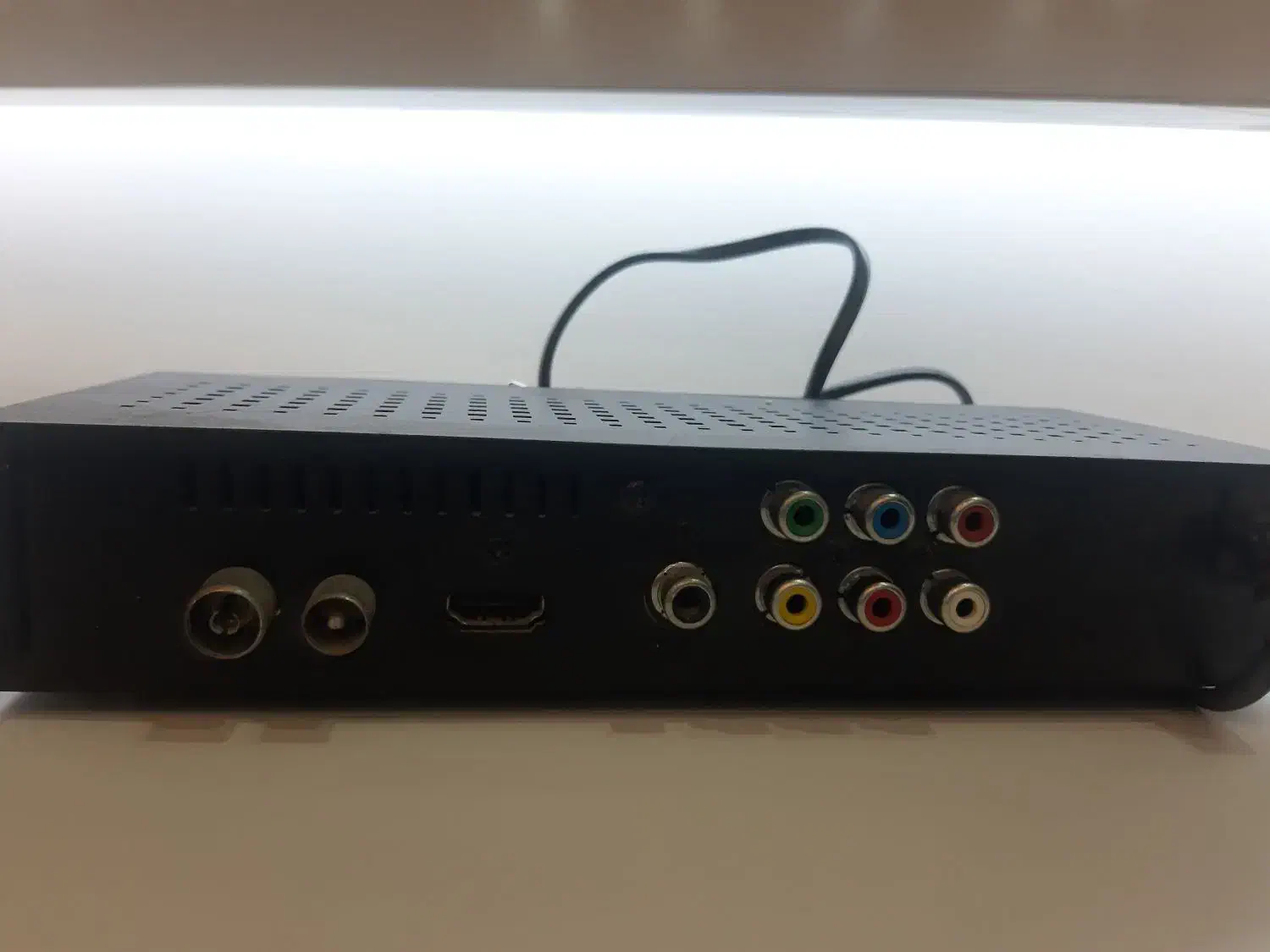 دیجیتال|صوتی و تصویری|پرند, فاز ۱|دیوار