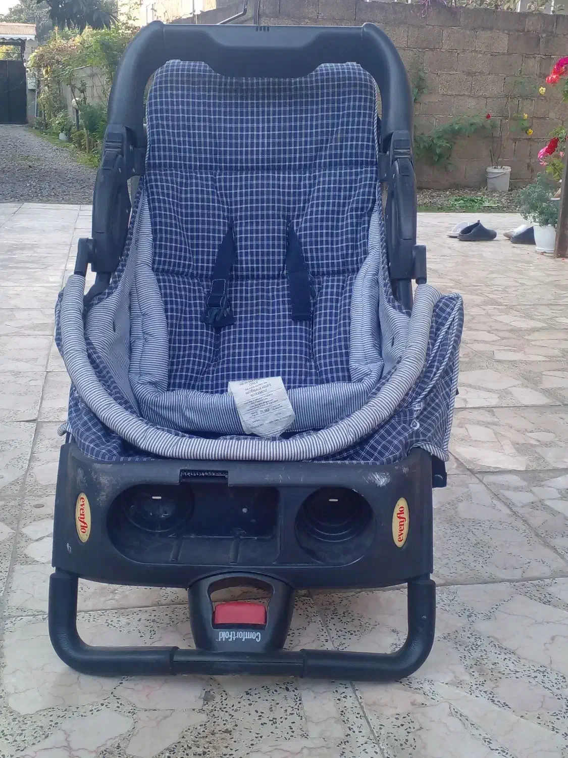 سلام یک عدد کریره وکالسکه فوری فروش|اسباب و اثاث بچه|گوراب زرمیخ, |دیوار