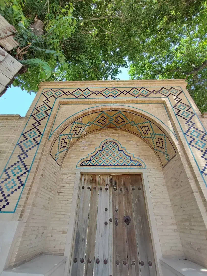 اجاره رستوران در 100متری آرامگاه کوروش(پاسارگاد)|اجارهٔ مغازه و غرفه|پاسارگاد, |دیوار