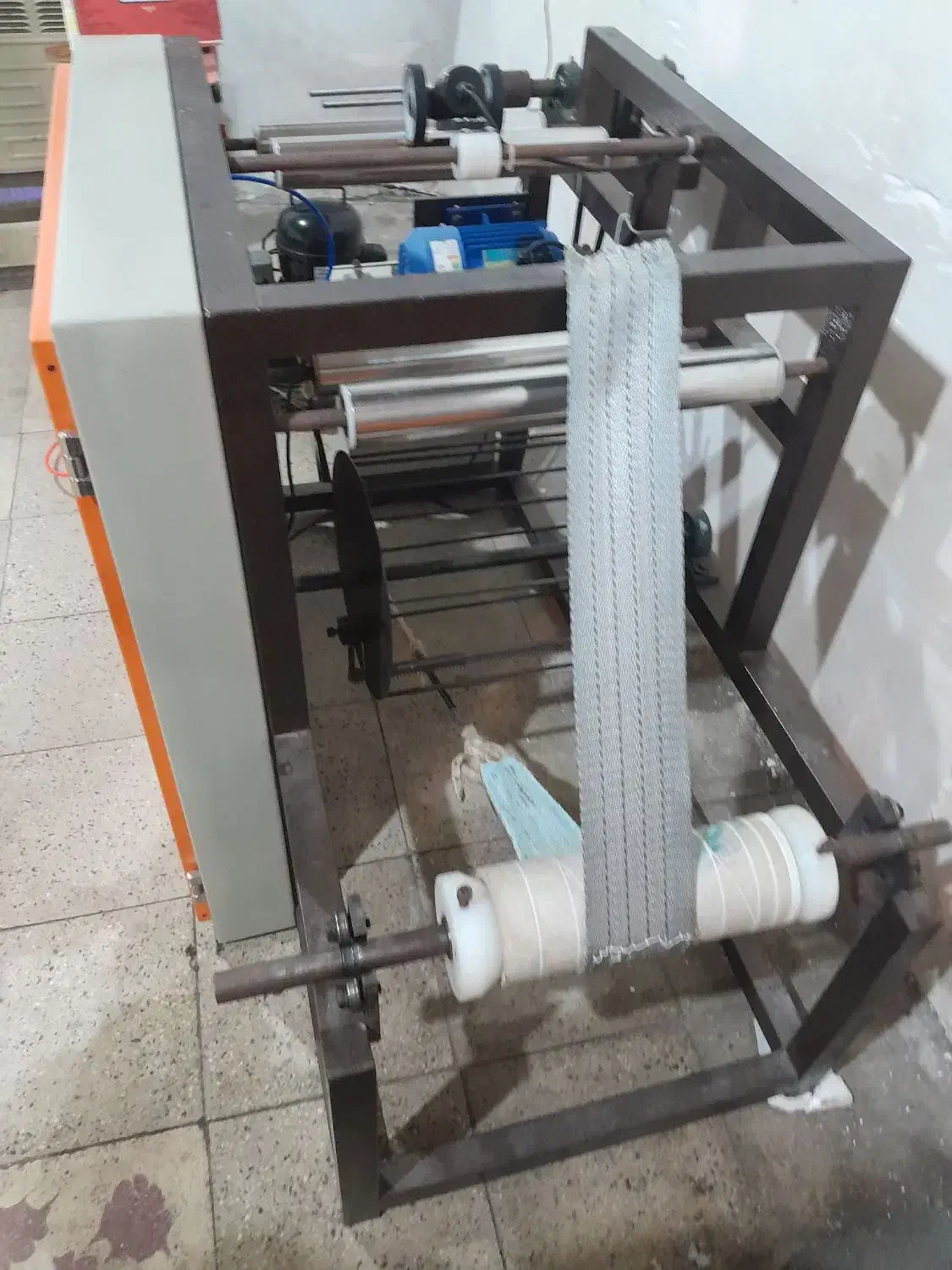 تولیدی سفره یکبار مصرف|ظروف نگهدارنده، پلاستیکی، یکبارمصرف|رشت, چله خانه|دیوار