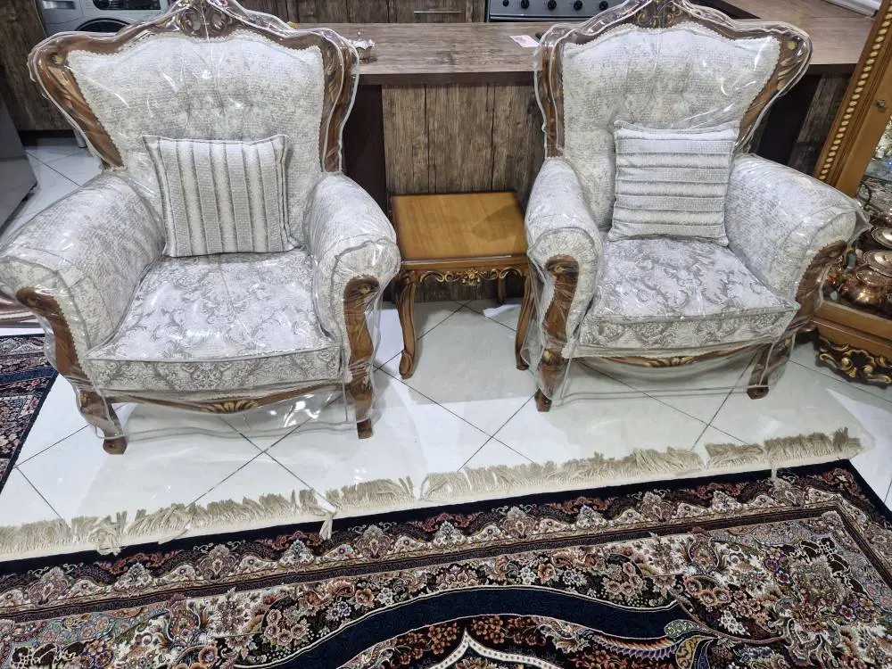 یه دست مبل ۹ نفره کامل با جلو مبلی عسلی وبوفه|مبلمان خانگی و میز عسلی|تهران, وصفنارد|دیوار