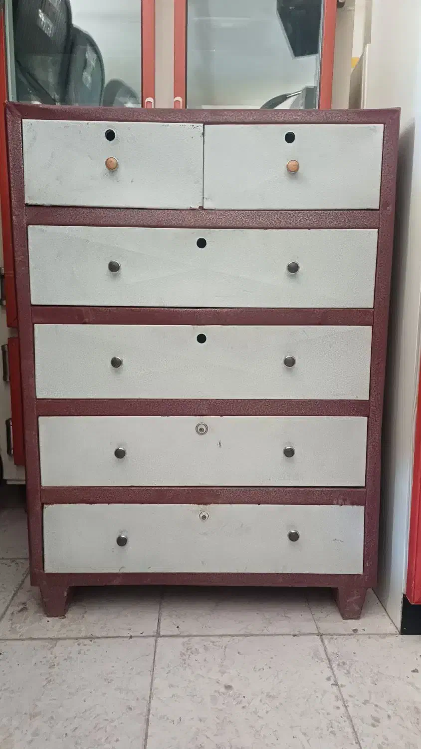 انواع دراور و فایل های فلزی ۵ کشو|جاکفشی، کمد، دراور|برخوار, |دیوار