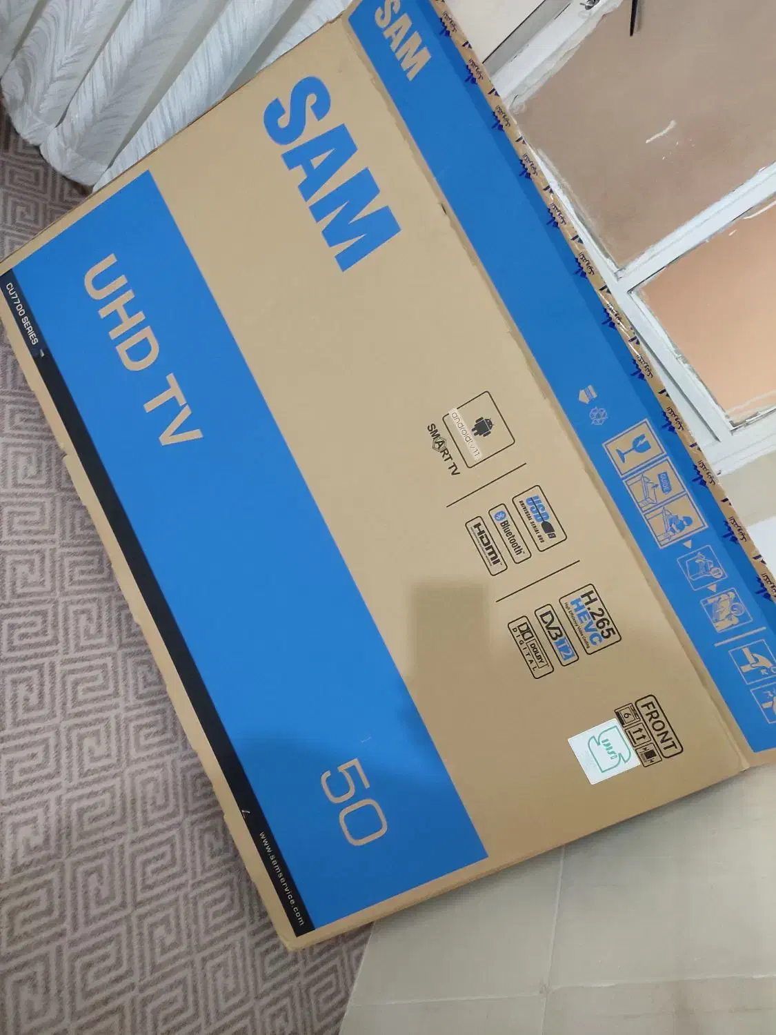 کارتون تلویزیون 50اینچ|تلویزیون و پروژکتور|قم, باغ شازده|دیوار