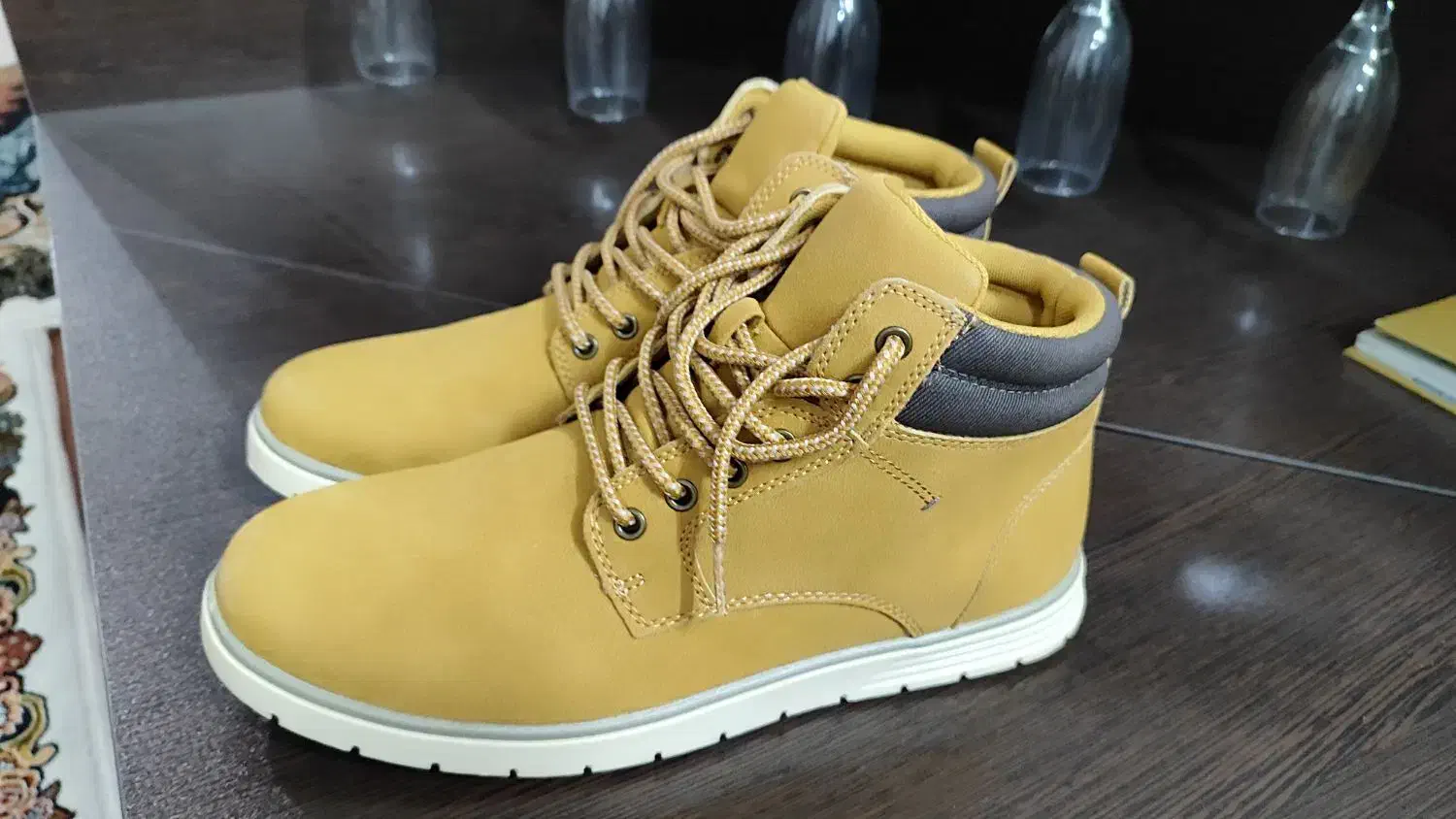 نیم بوت وارداتی|کیف، کفش، کمربند|گرمسار, |دیوار