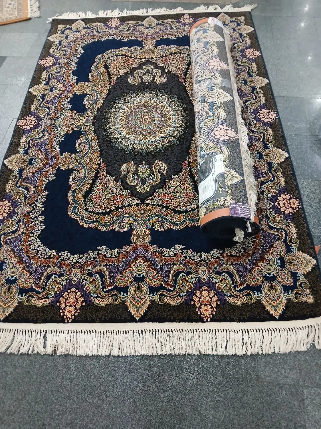 جفت ۴ متری ۲۲۵ در ۱۵۰  ۷۰۰ شانه|فرش|تهران, ستارخان|دیوار