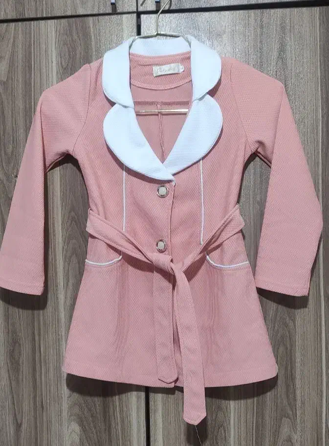 پالتو  و لباس مجلسی دخترانه  و صندل و شلوار جین|کفش و لباس بچه|مرودشت, ولایت|دیوار