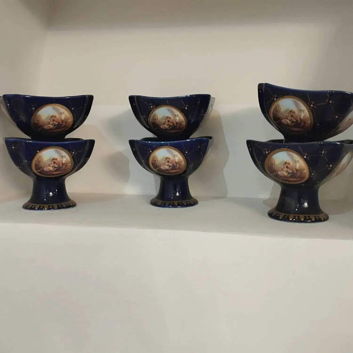 بستنی خوری و جاشمعی|سرویس روتختی|اردبیل, |دیوار