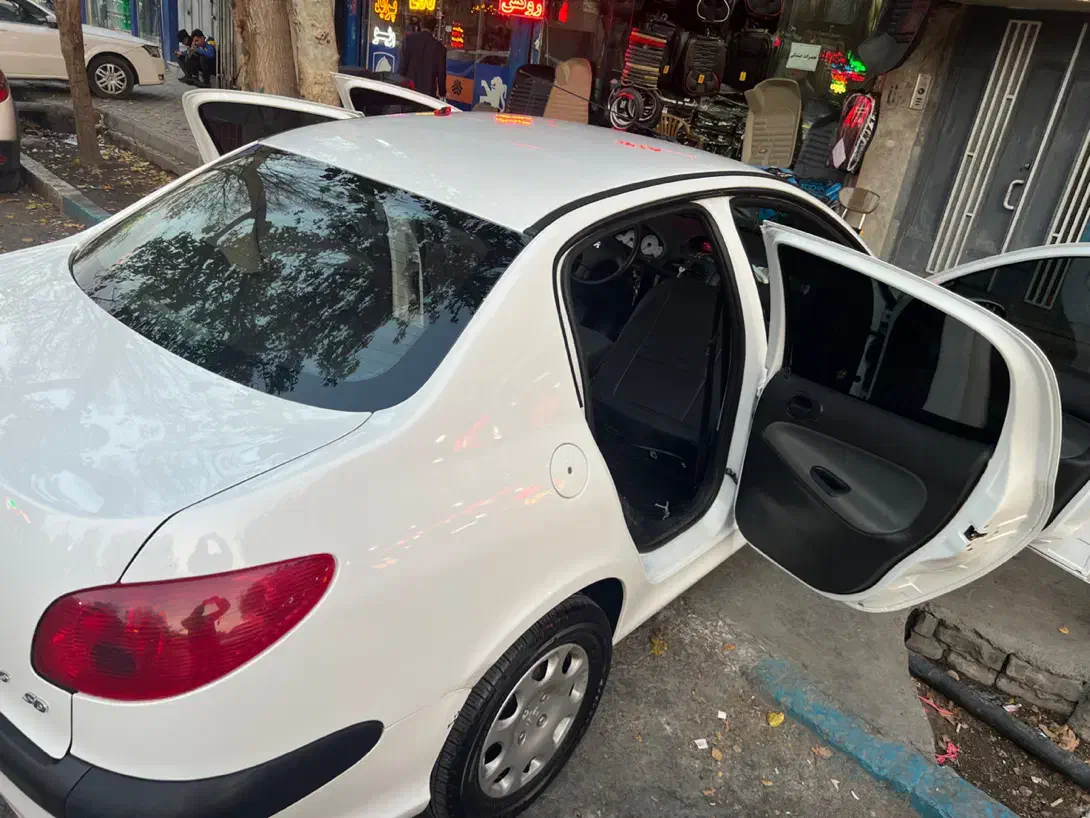 SD98|خودرو سواری و وانت|اصفهان, بهارستان|دیوار