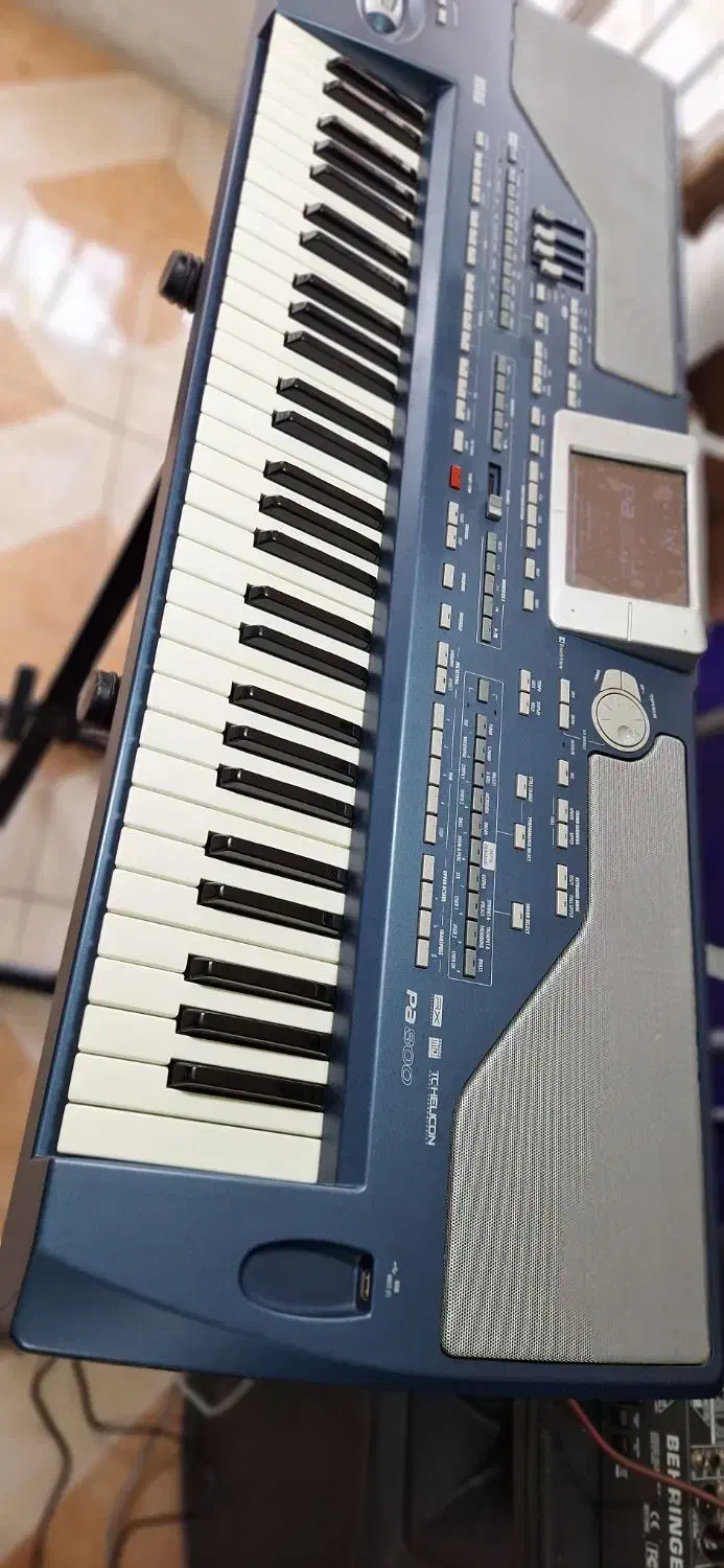 korg pa800|پیانو، کیبورد، آکاردئون|اهر, |دیوار