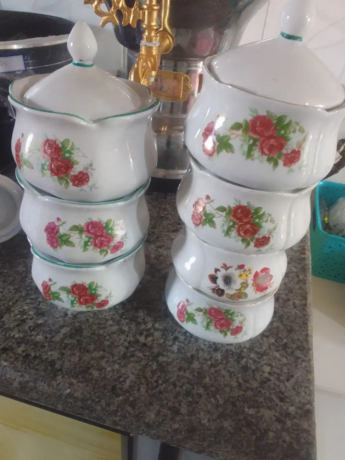 دو دست قندان  گل قرمز  و صورتی  همگی ۳۰۰تومن|ظروف سرو و پذیرایی|علی‌آباد کتول, |دیوار