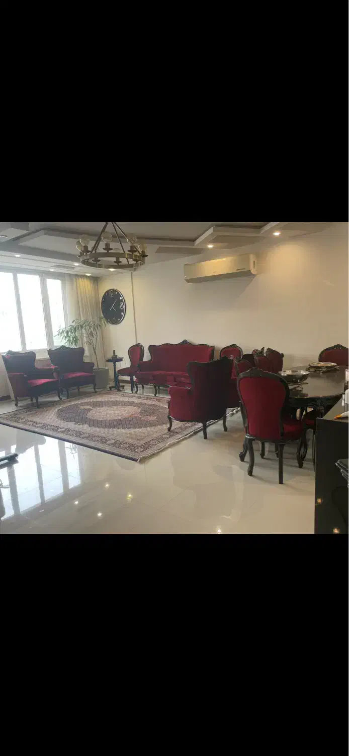 مبلمان  ۹ نفره  به همراه میز نهار خوری ۸ نفره|مبلمان خانگی و میز عسلی|مشهد, وکیل‌آباد|دیوار