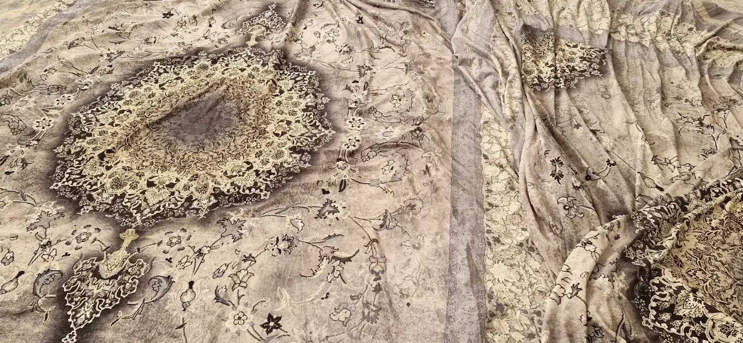 دو عدد رو فرشی دور کش|روفرشی|شهرکرد, |دیوار