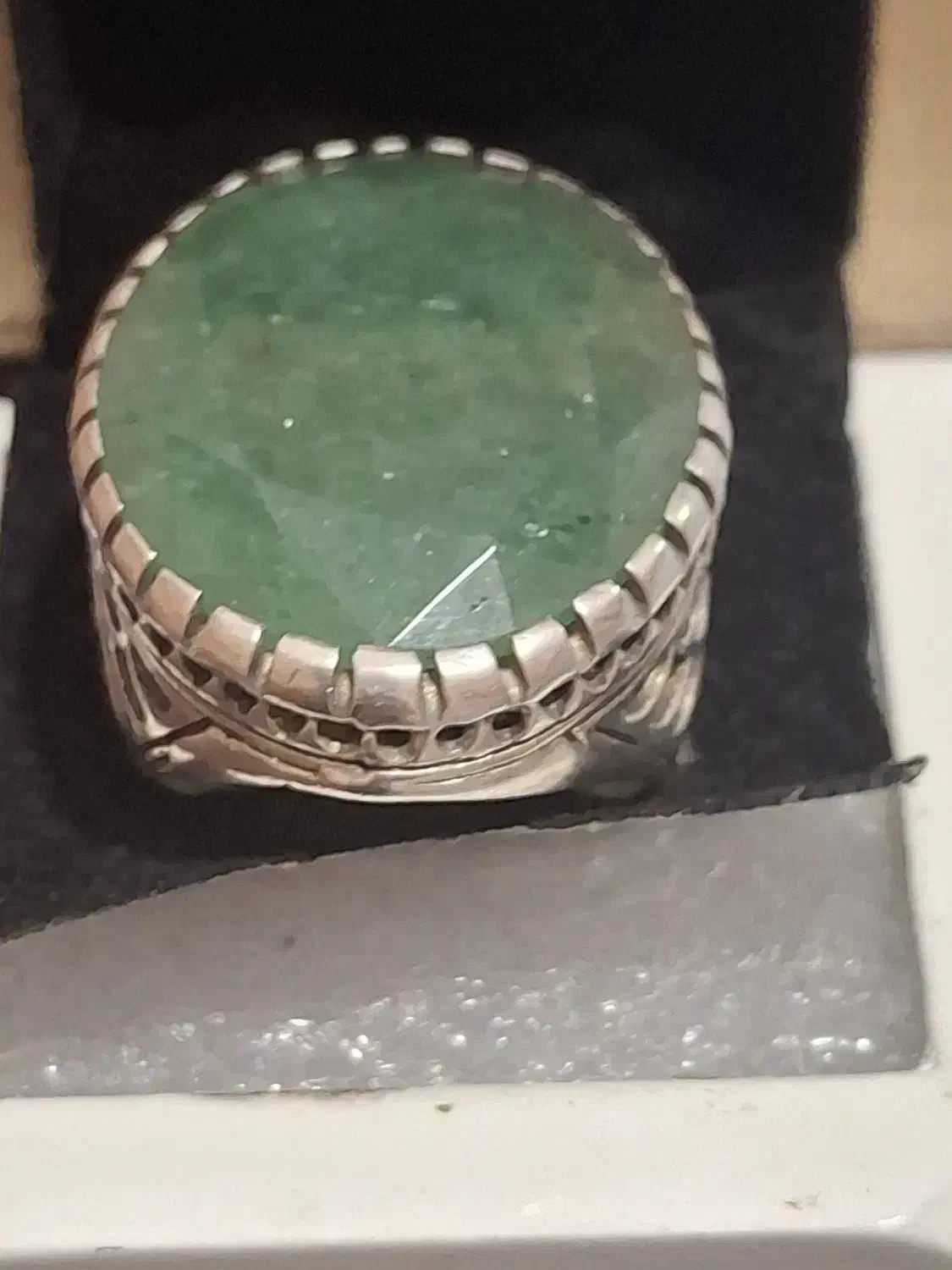 زمرد پنجاه قیراطی زانبیا|جواهرات|زاهدان, |دیوار