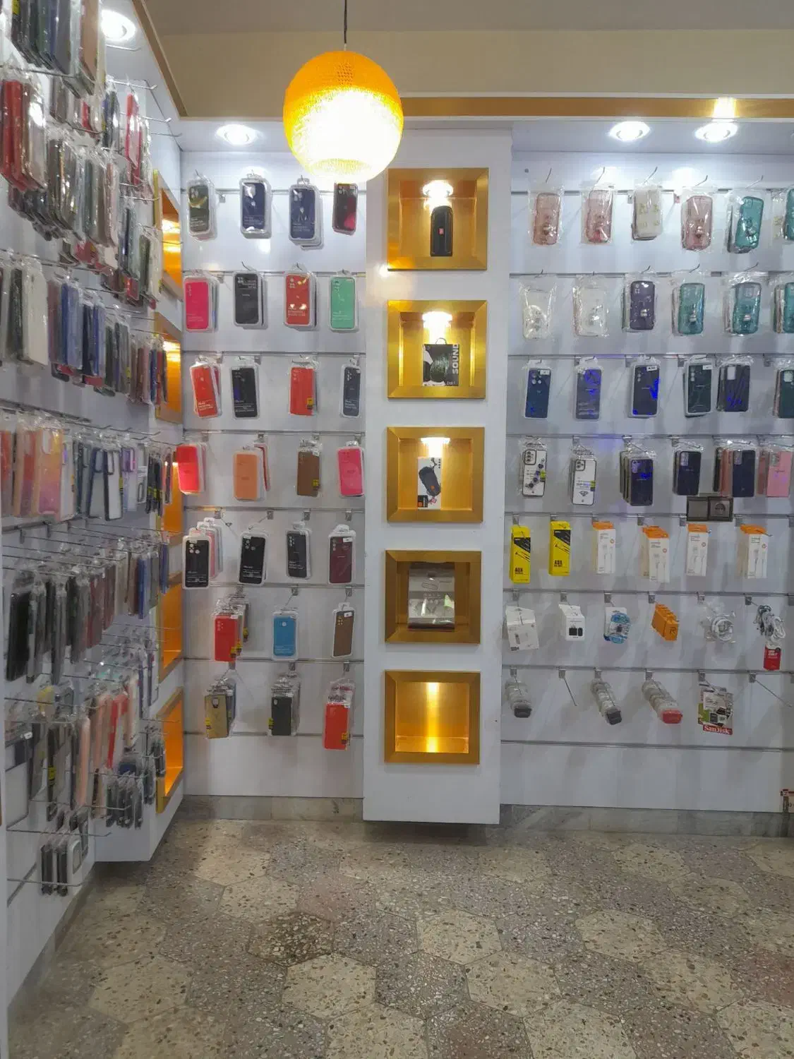 ویترین موبایل|لوازم جانبی موبایل و تبلت|سنقر, |دیوار