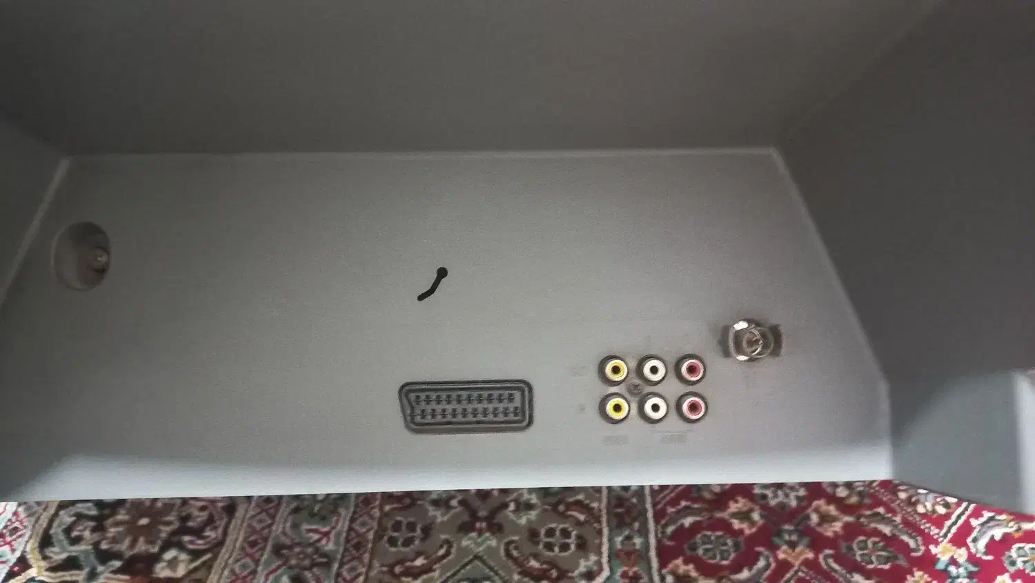 تلویزیون درحد نو|تلویزیون و پروژکتور|خوی, |دیوار