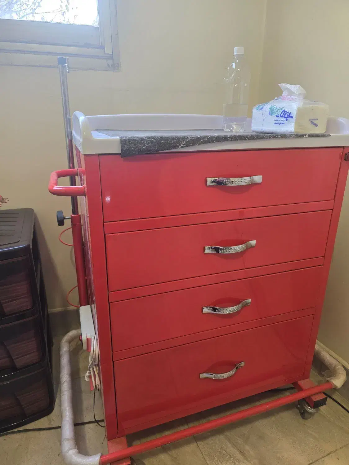 منشی مطب|استخدام درمانی، زیبایی، بهداشتی|شهرضا, |دیوار